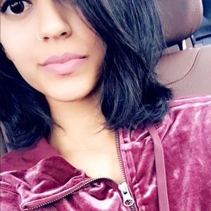 Meet your Posher, Kay